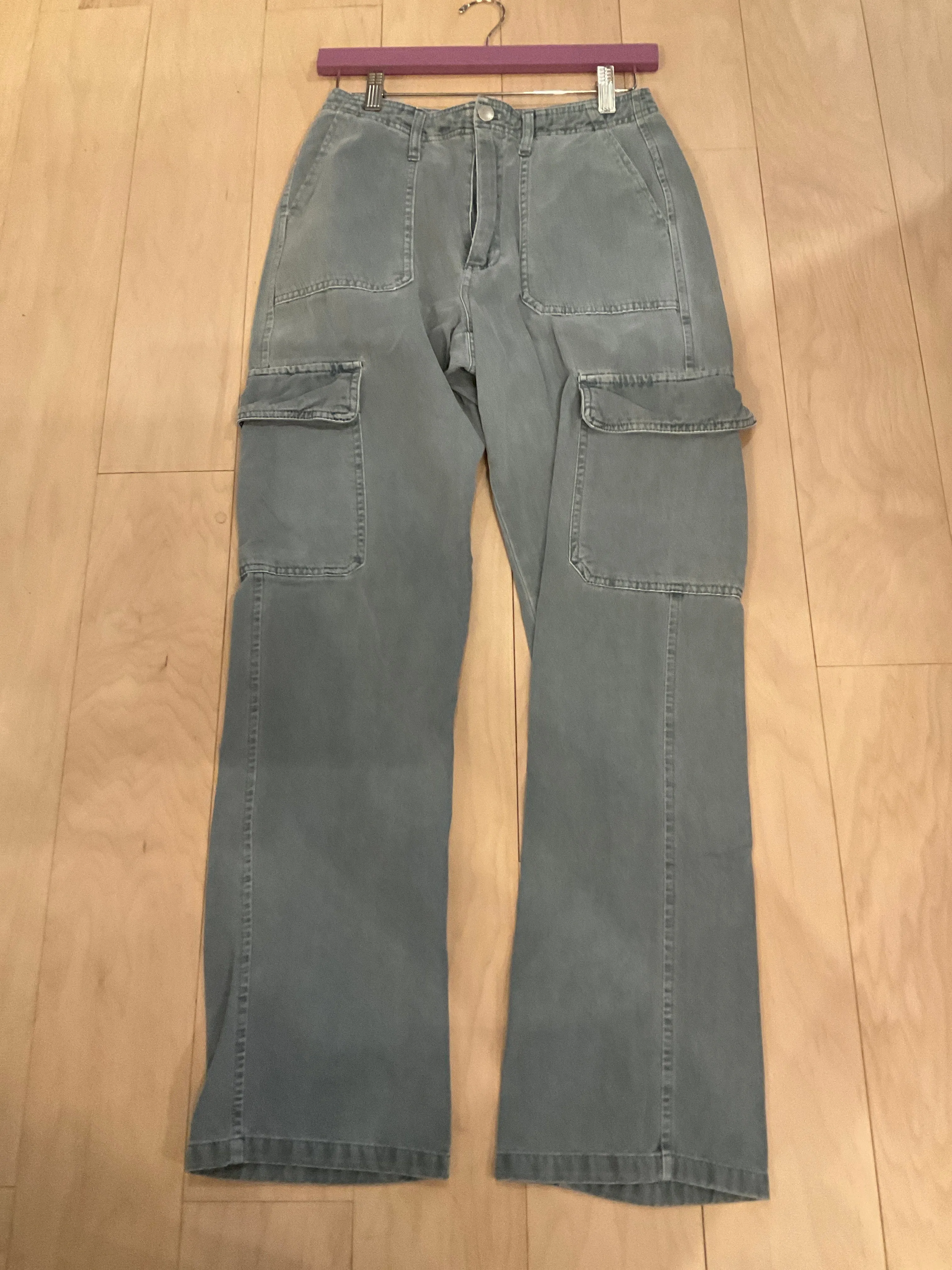 {{ClientCode}} OLIVE GREEN VELVET HEART CARGO PANTS, XS