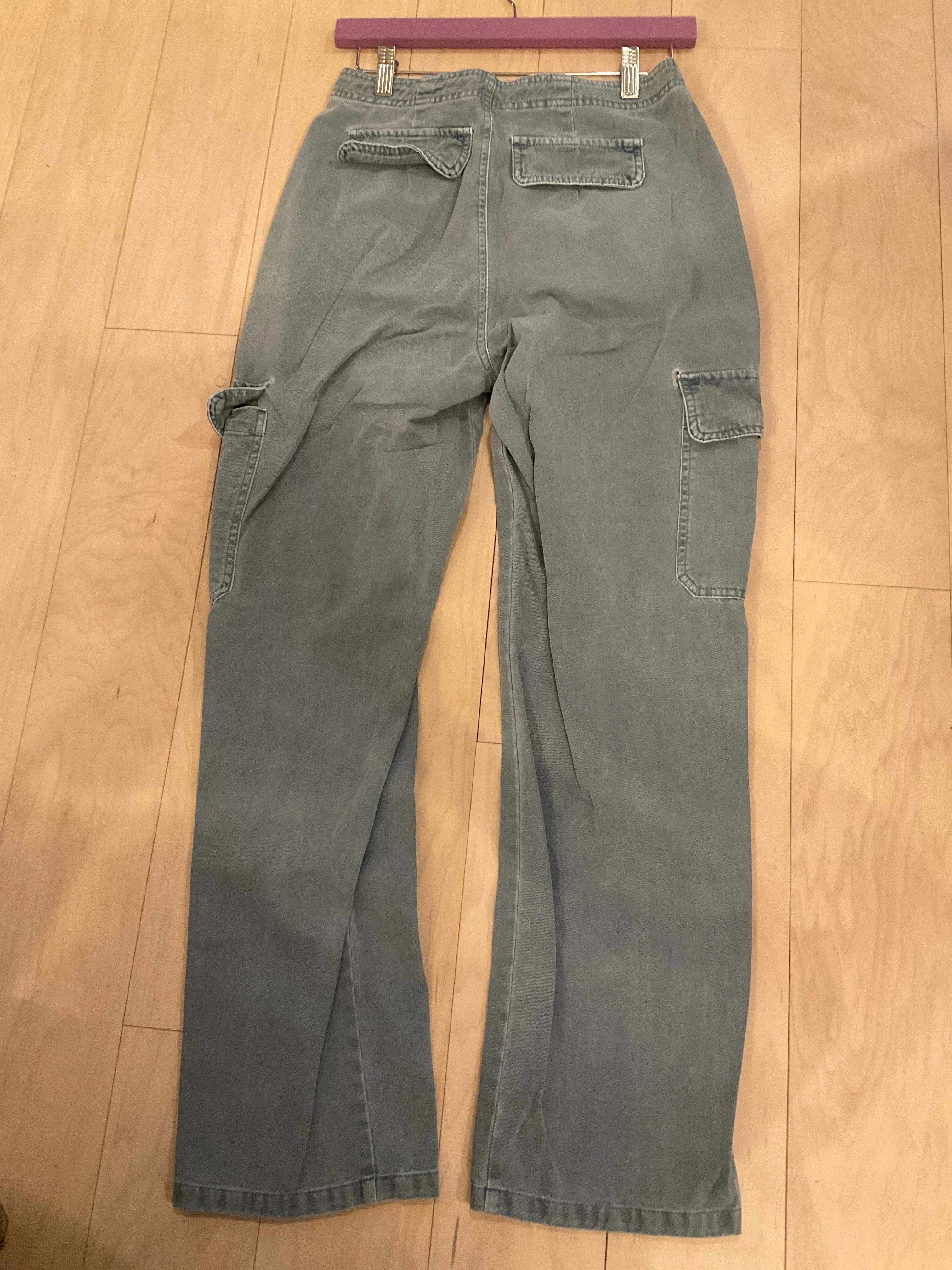 {{ClientCode}} OLIVE GREEN VELVET HEART CARGO PANTS, XS