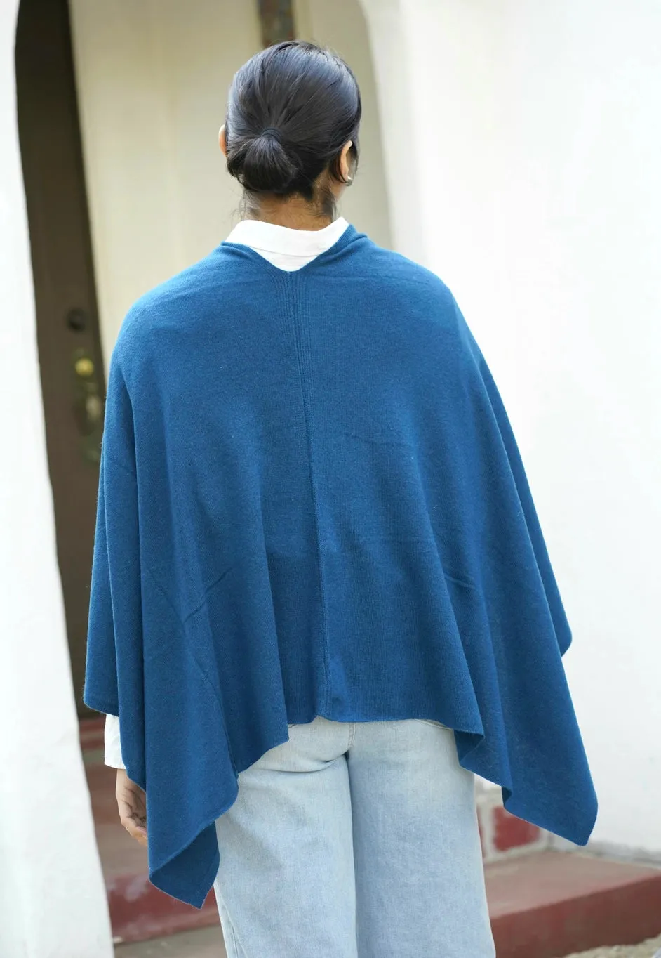 Dolma Cashmere Poncho - PEACOCK