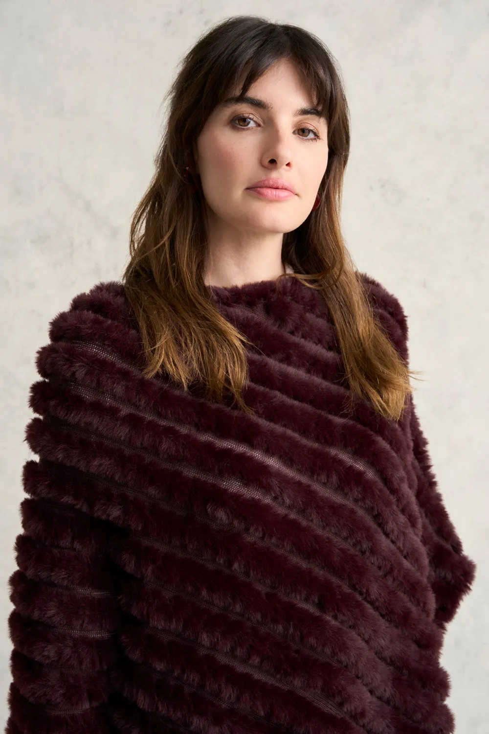 Pinot Faux Fur Poncho