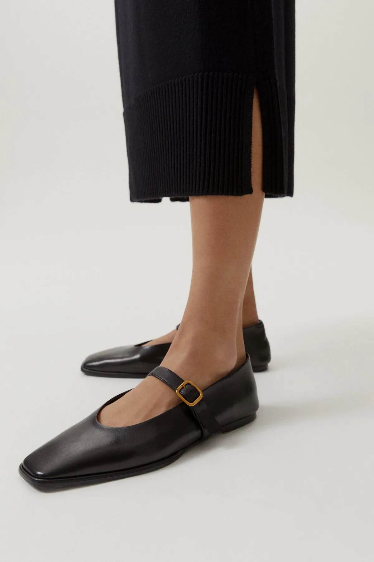 The Merino Wool Pencil Skirt